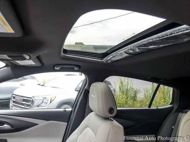 new 2025 Buick Envista car, priced at $30,583