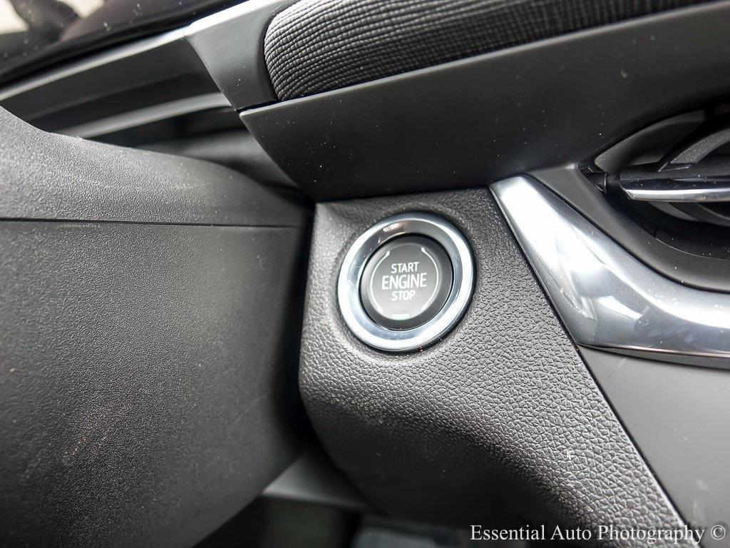 new 2025 Buick Envista car, priced at $26,295