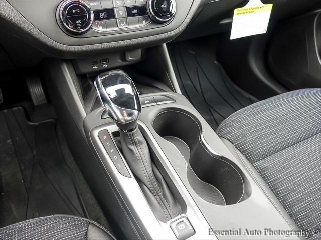 new 2025 Buick Envista car, priced at $28,075