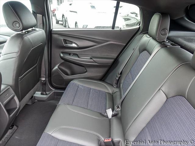 new 2025 Buick Envista car, priced at $27,005