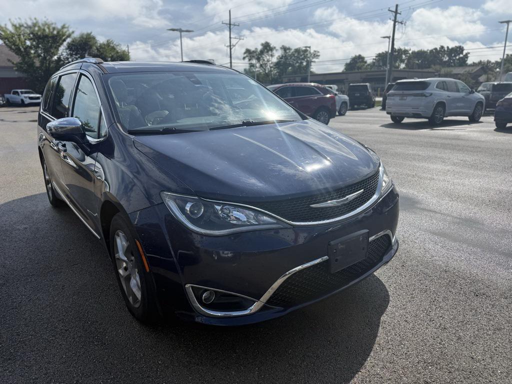 used 2017 Chrysler Pacifica car, priced at $14,997
