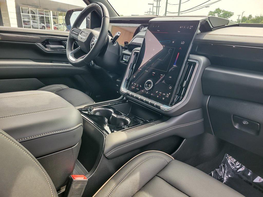 new 2025 GMC Yukon car, priced at $75,995