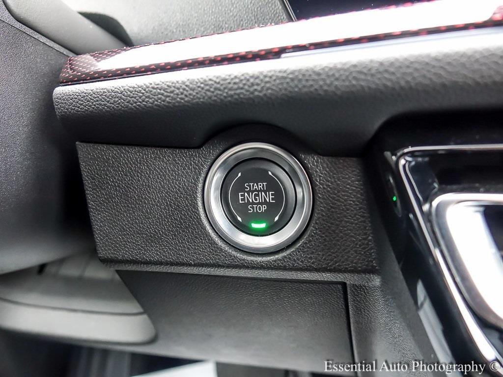 used 2025 Chevrolet Traverse car, priced at $46,167