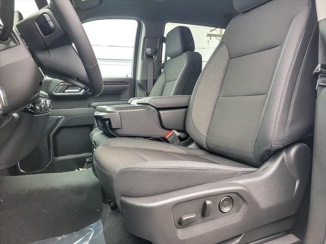 new 2025 GMC Sierra 1500 car, priced at $47,000
