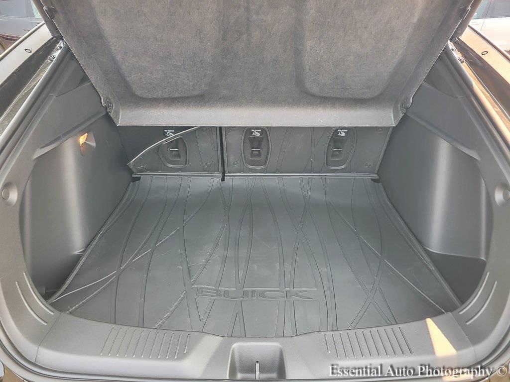 new 2025 Buick Envista car, priced at $27,395