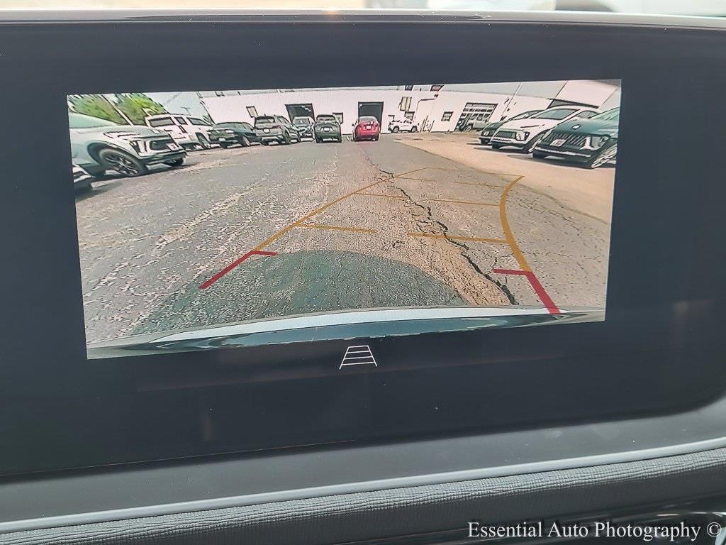 new 2025 Buick Envista car, priced at $27,395