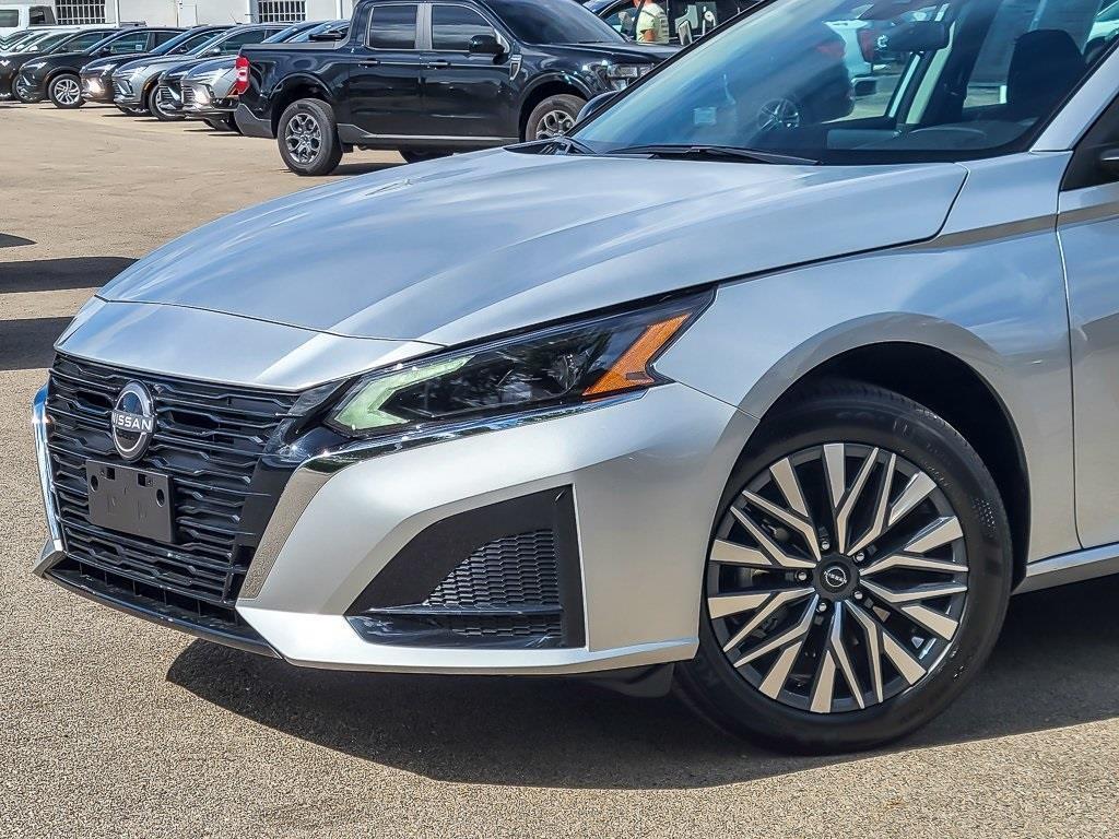 used 2025 Nissan Altima car, priced at $23,997