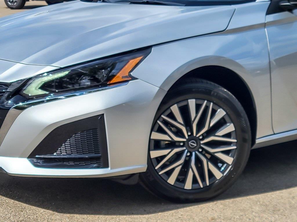 used 2025 Nissan Altima car, priced at $23,997