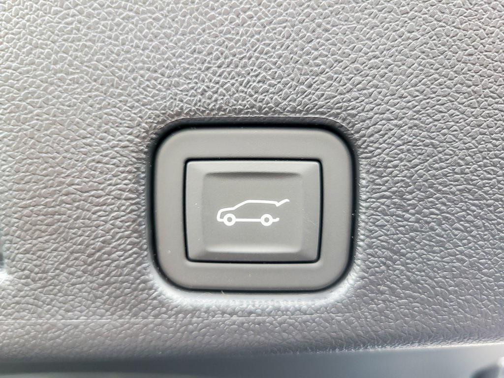 new 2026 Buick Enclave car, priced at $53,900