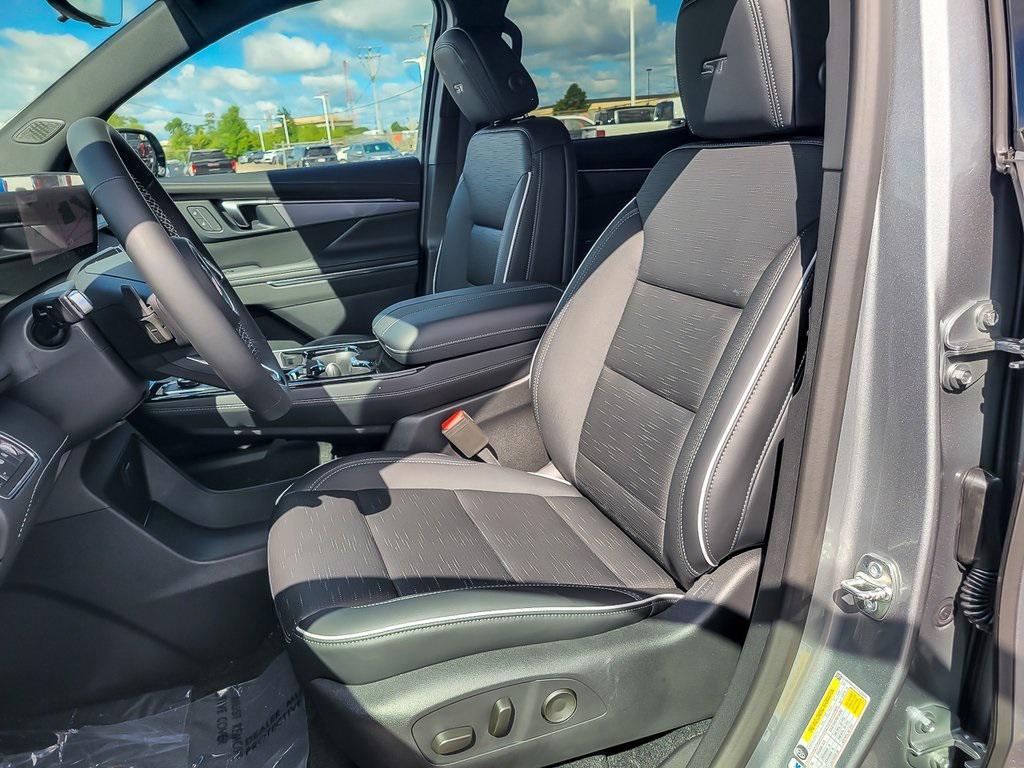 new 2026 Buick Enclave car, priced at $53,900