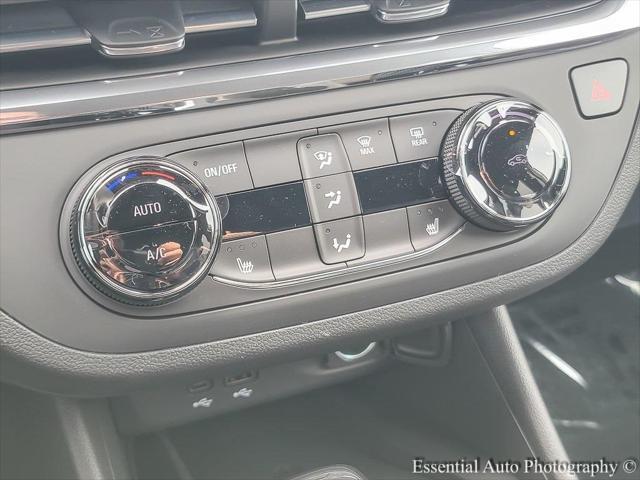 new 2025 Buick Envista car, priced at $27,580