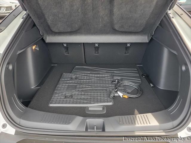 new 2025 Buick Envista car, priced at $27,580