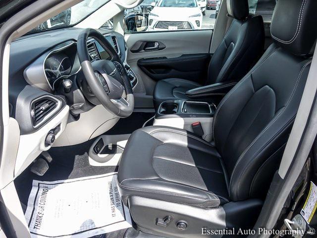used 2024 Chrysler Pacifica car, priced at $24,775