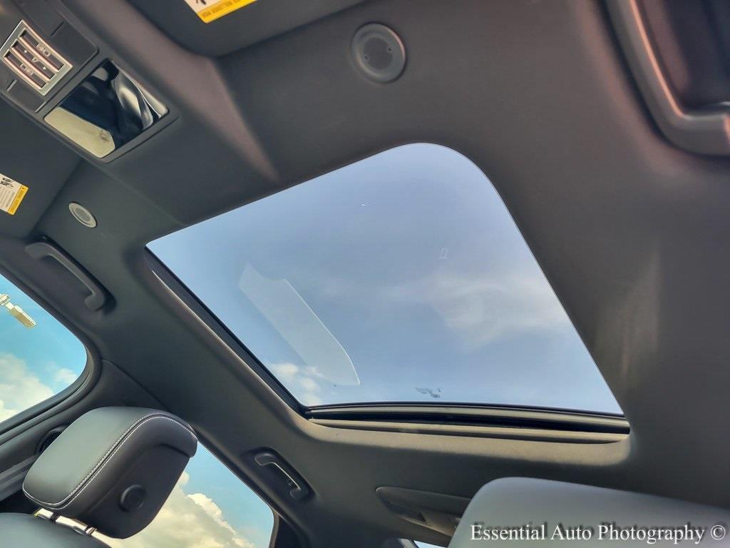 used 2024 Land Rover Discovery car, priced at $50,997