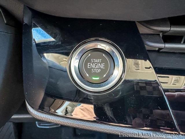 new 2025 Buick Envision car, priced at $40,960