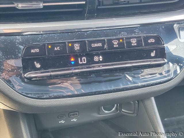 new 2025 Buick Envista car, priced at $31,077