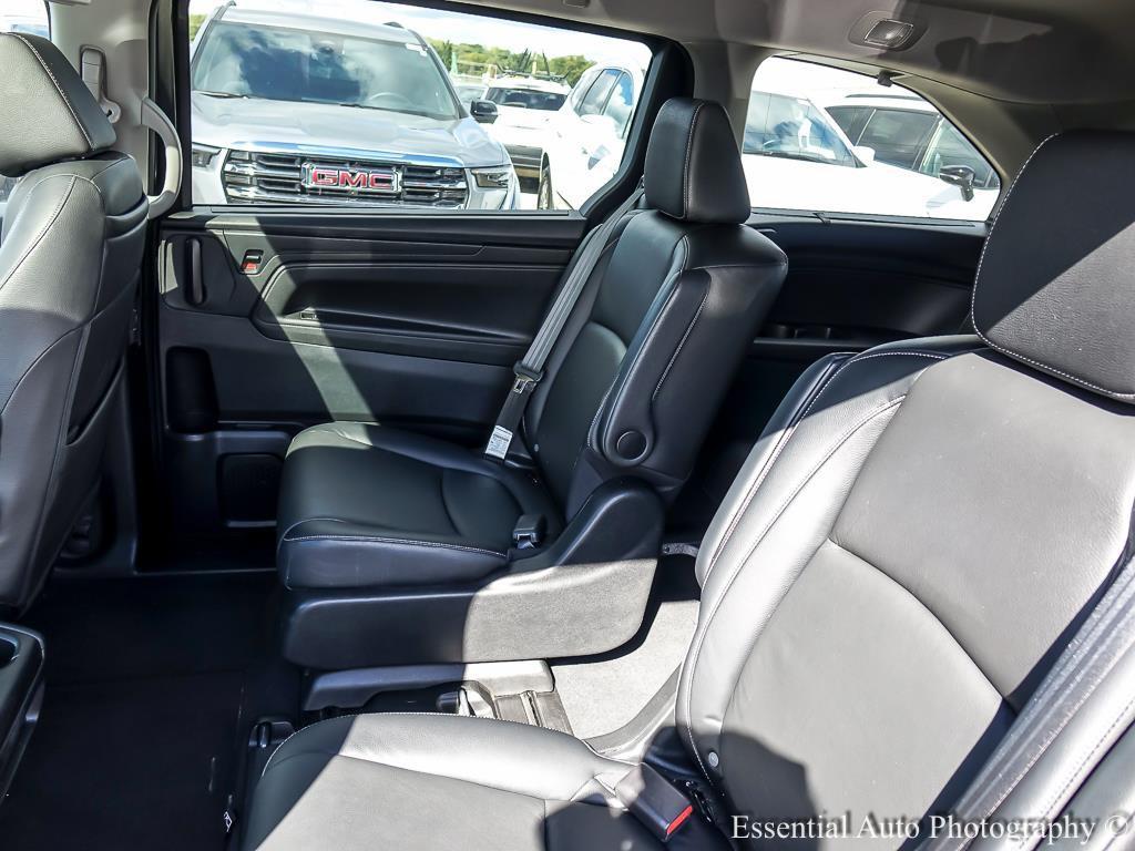 used 2023 Honda Odyssey car, priced at $37,567