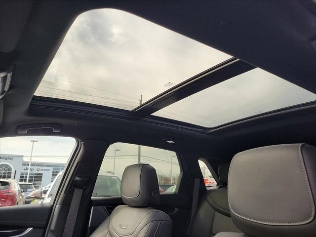 used 2024 Cadillac XT5 car, priced at $39,995