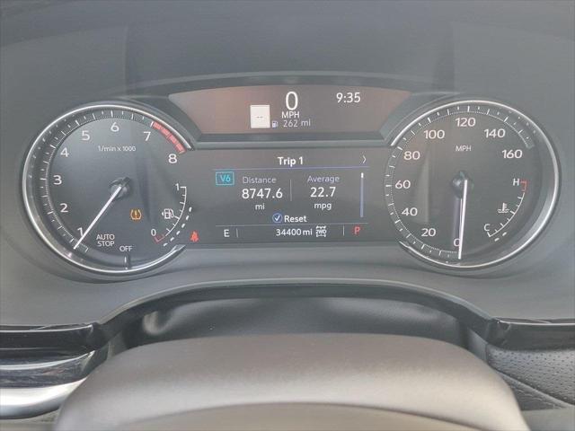 used 2024 Cadillac XT5 car, priced at $39,995
