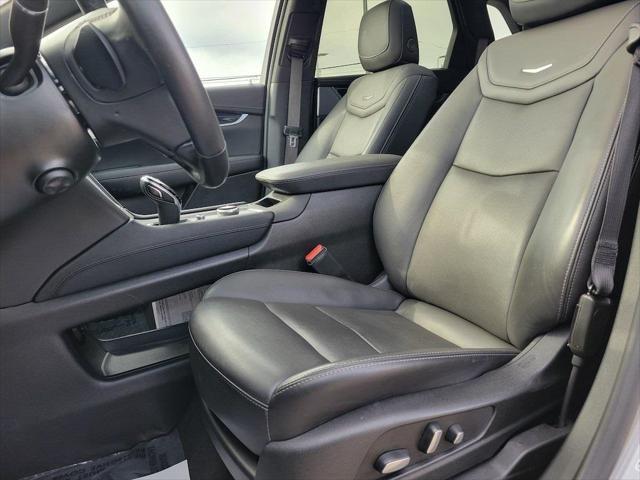 used 2024 Cadillac XT5 car, priced at $39,995