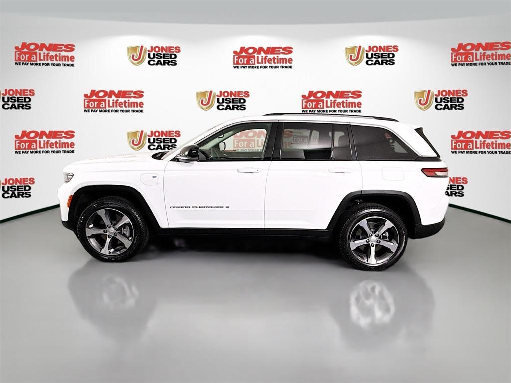 used 2022 Jeep Grand Cherokee 4xe car, priced at $31,995