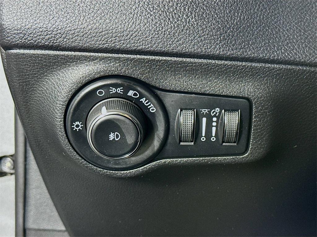 used 2021 Jeep Compass car, priced at $17,998