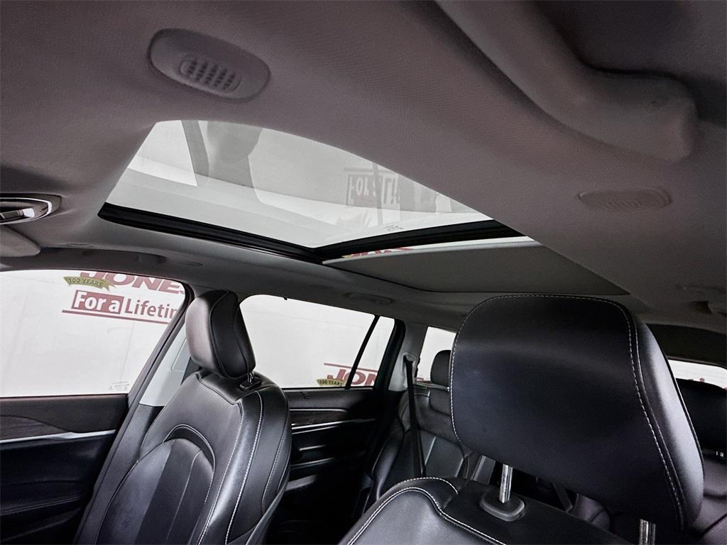 used 2022 Jeep Grand Cherokee L car, priced at $27,950