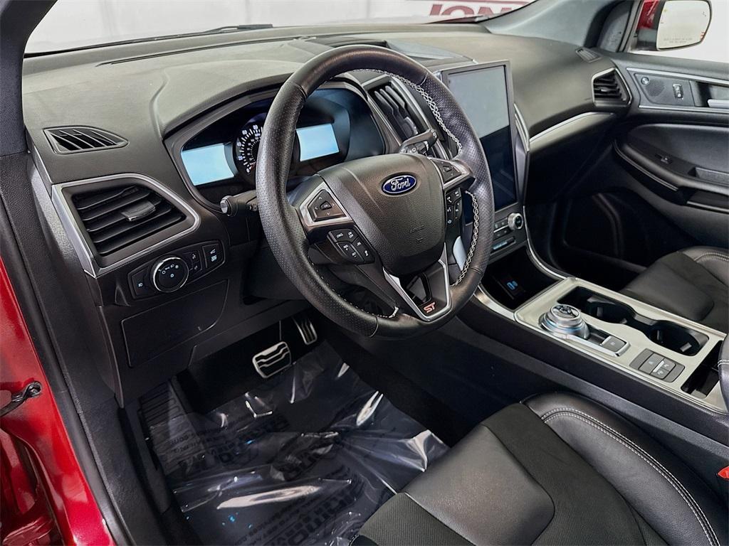 used 2022 Ford Edge car, priced at $30,995