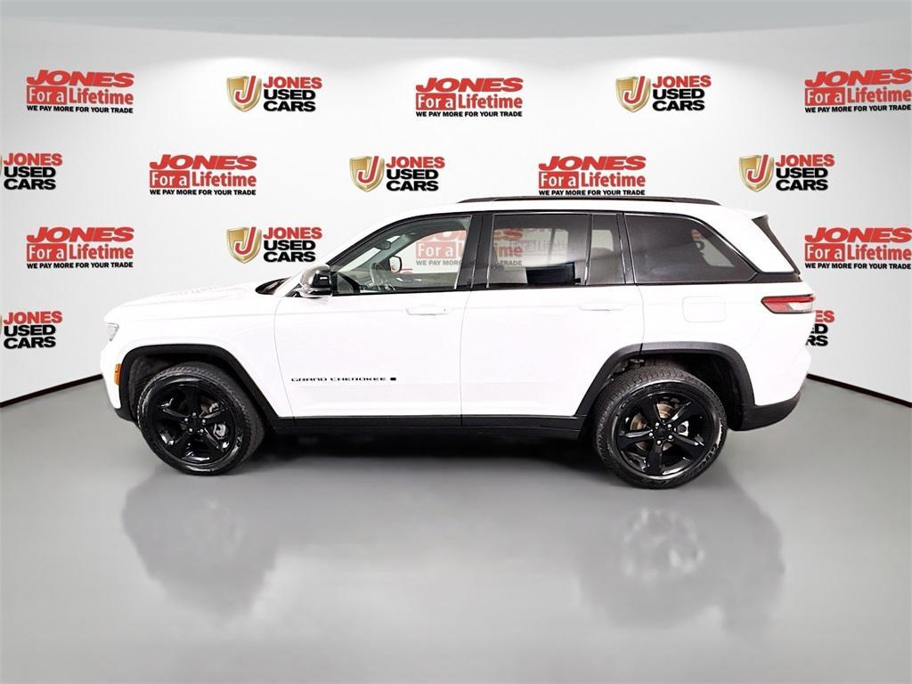used 2023 Jeep Grand Cherokee car, priced at $31,630