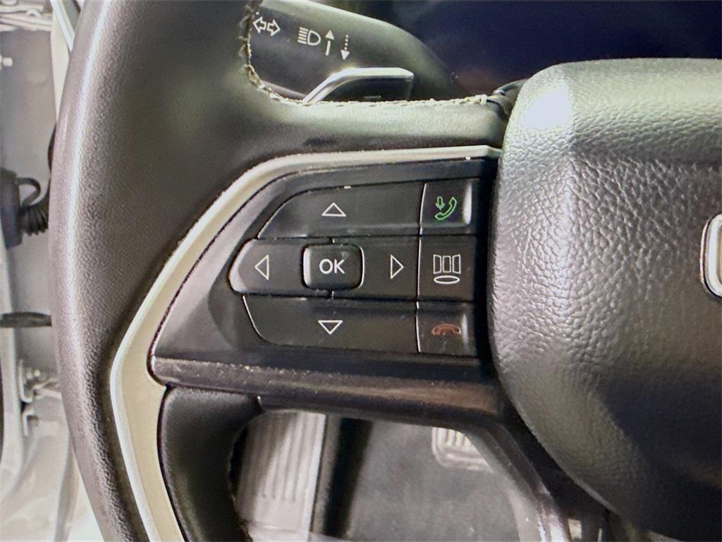 used 2023 Jeep Grand Cherokee car, priced at $31,630