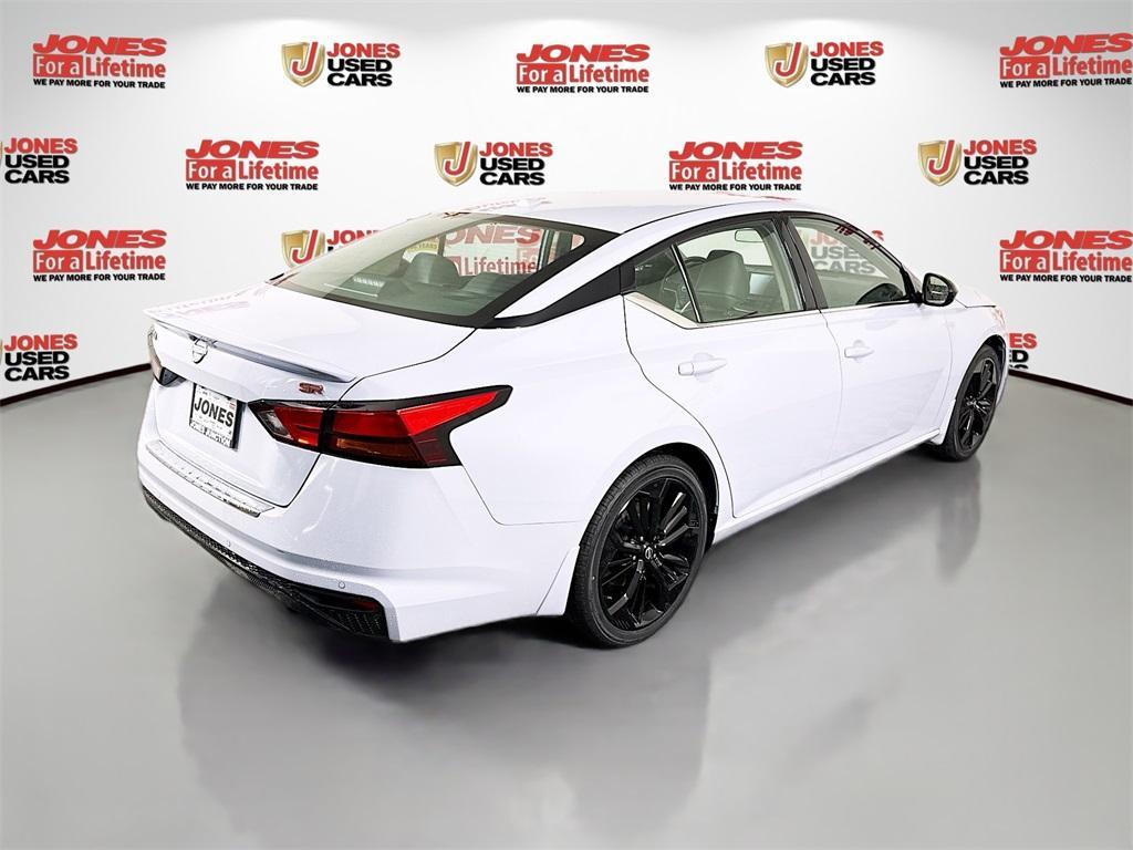 used 2023 Nissan Altima car, priced at $24,998