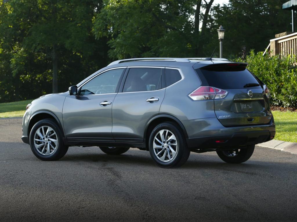 used 2015 Nissan Rogue car