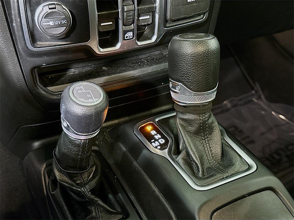 used 2022 Jeep Wrangler Unlimited car, priced at $31,598