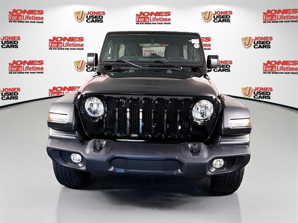 used 2022 Jeep Wrangler Unlimited car, priced at $31,598