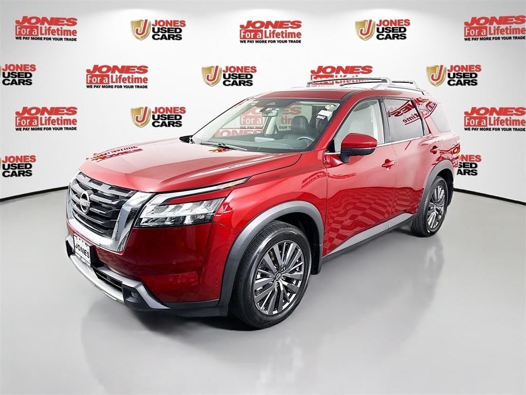 used 2024 Nissan Pathfinder car, priced at $35,998