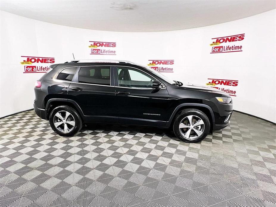 used 2021 Jeep Cherokee car, priced at $26,998