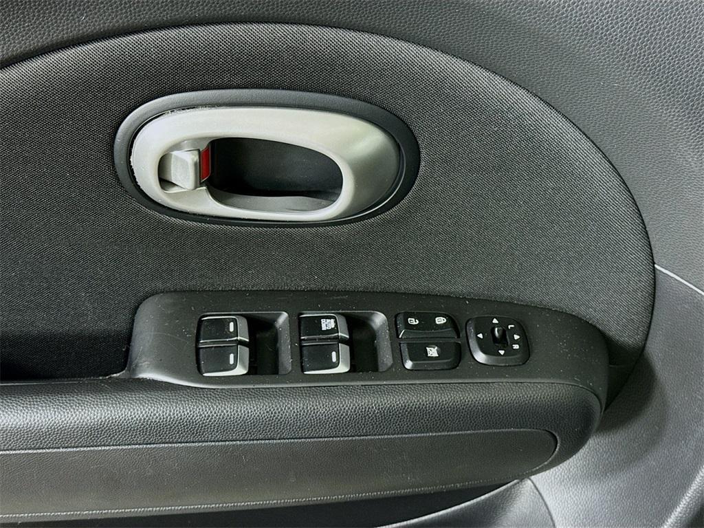 used 2017 Kia Soul car, priced at $9,998