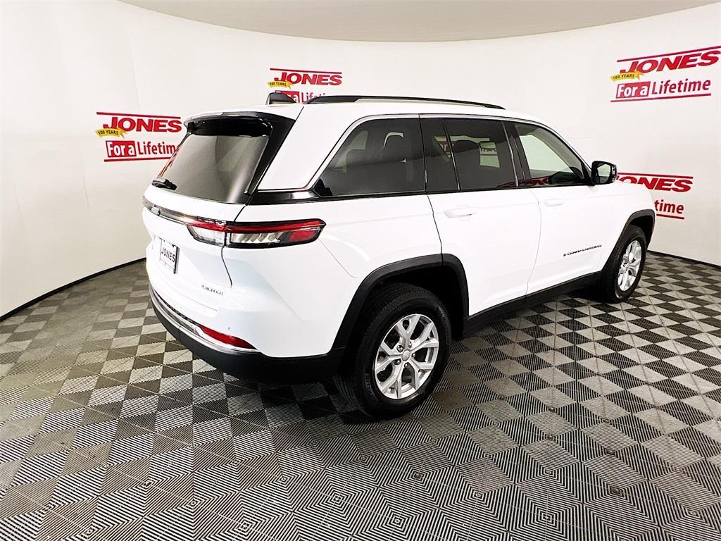 used 2023 Jeep Grand Cherokee car, priced at $35,990