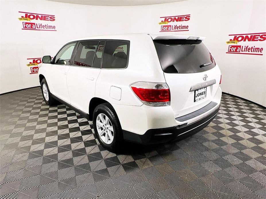 used 2013 Toyota Highlander car, priced at $14,998