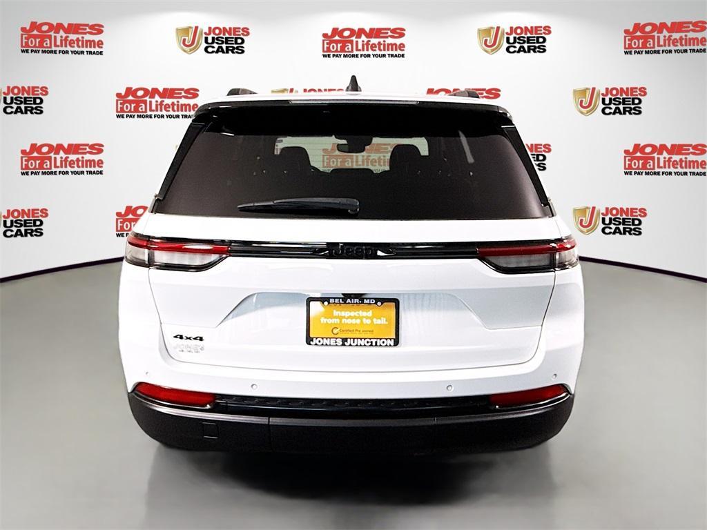 used 2023 Jeep Grand Cherokee car, priced at $33,155