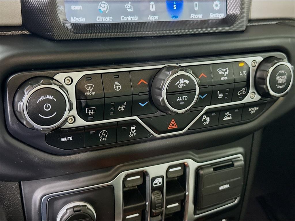 used 2021 Jeep Gladiator car, priced at $36,998