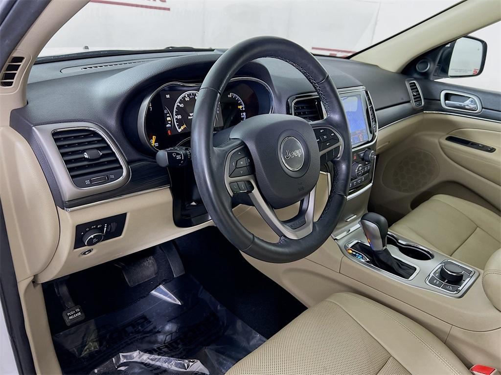 used 2019 Jeep Grand Cherokee car, priced at $17,998