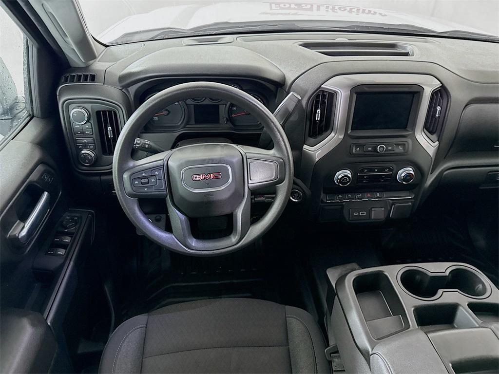 used 2024 GMC Sierra 1500 car, priced at $38,995
