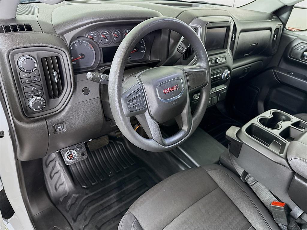 used 2024 GMC Sierra 1500 car, priced at $38,995