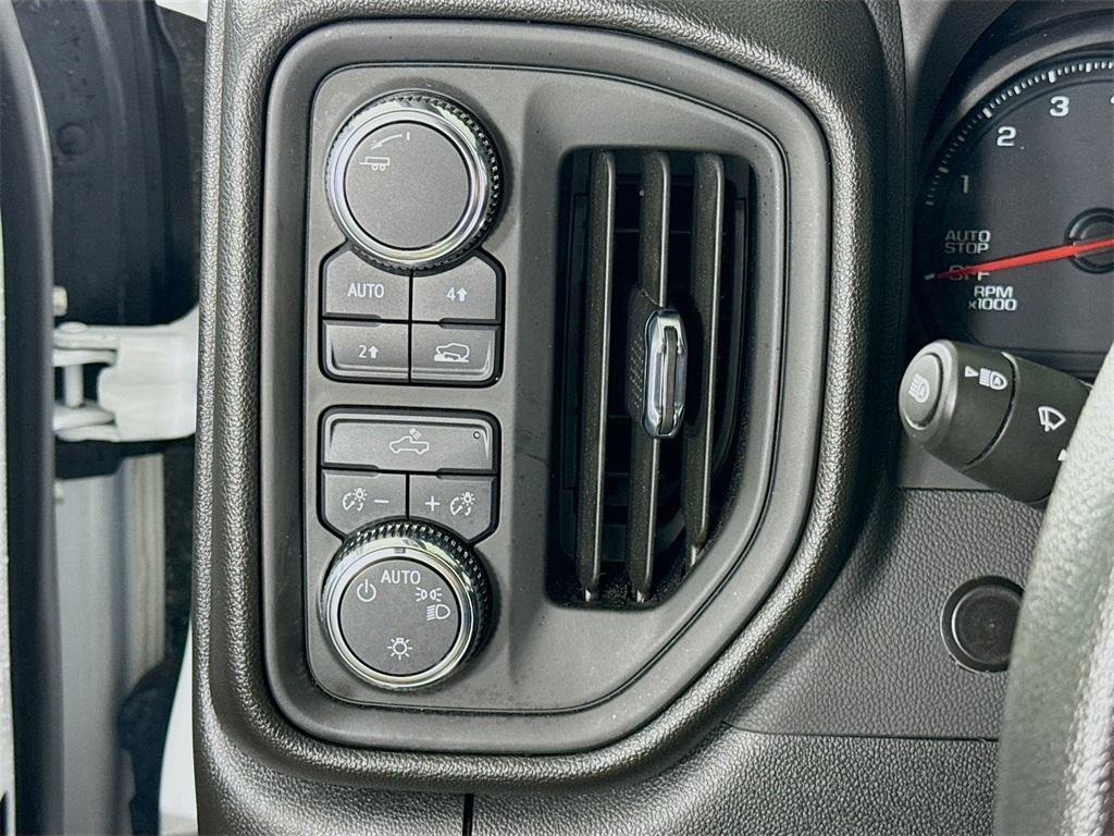 used 2024 GMC Sierra 1500 car, priced at $38,995