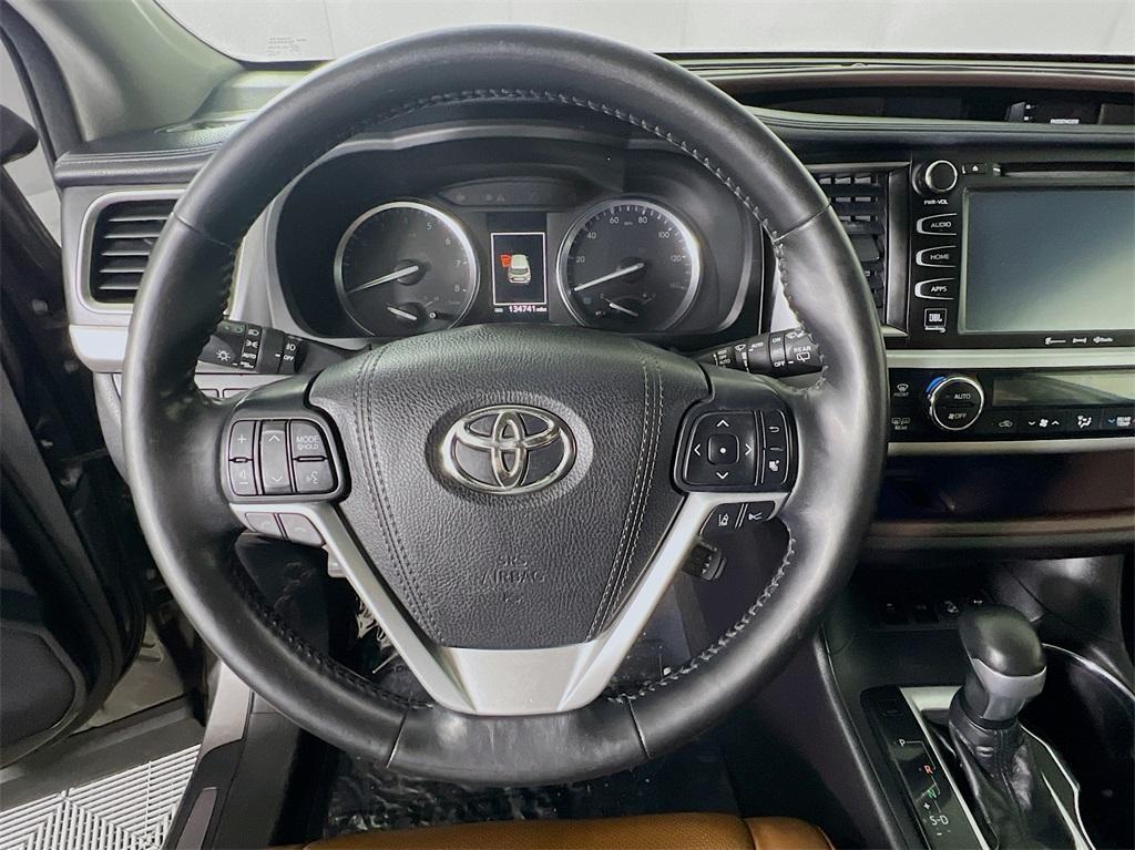 used 2018 Toyota Highlander car, priced at $20,995