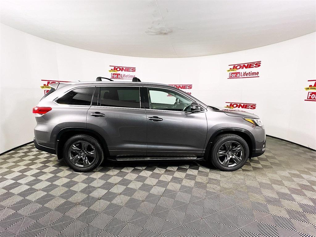 used 2018 Toyota Highlander car, priced at $20,995