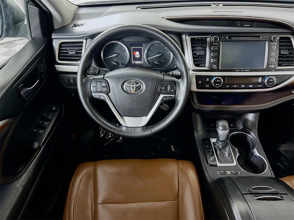 used 2018 Toyota Highlander car, priced at $20,995