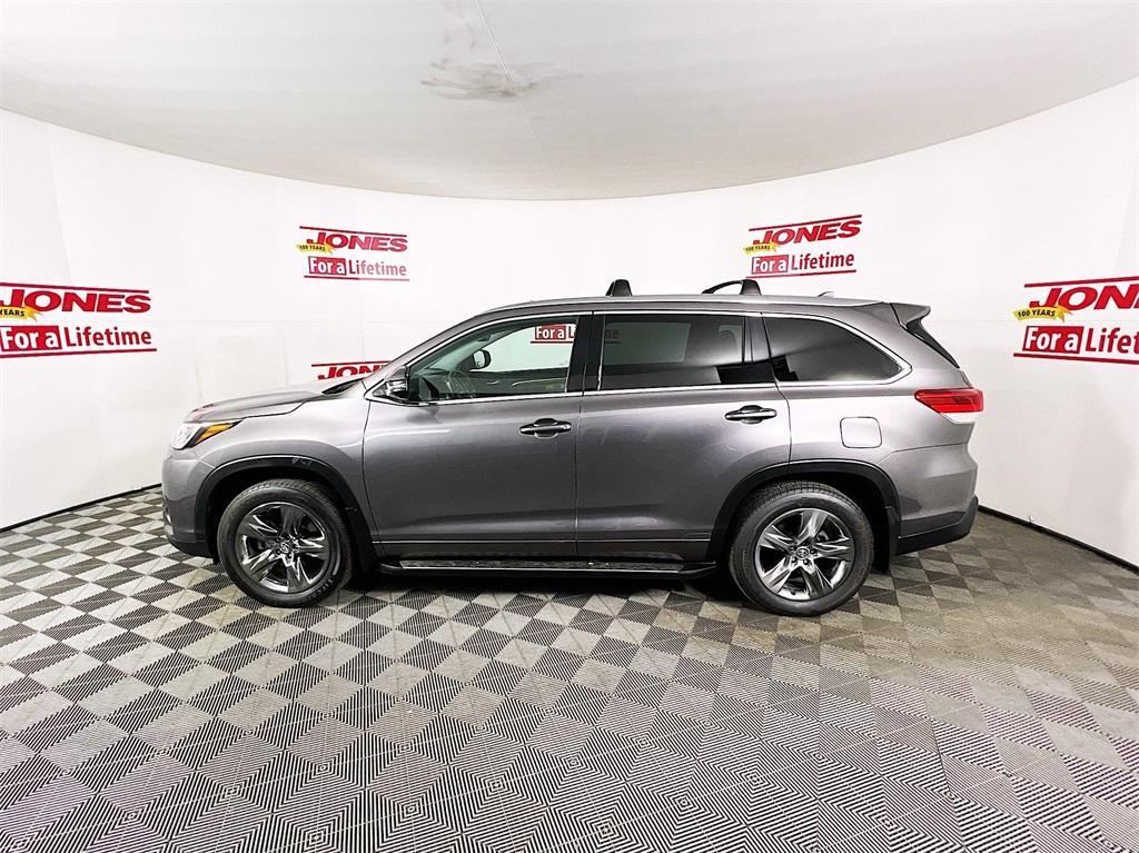 used 2018 Toyota Highlander car, priced at $20,995