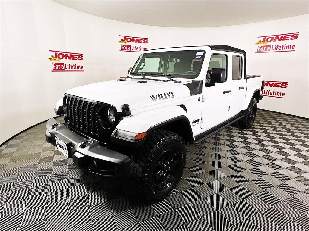 used 2023 Jeep Gladiator car, priced at $32,998